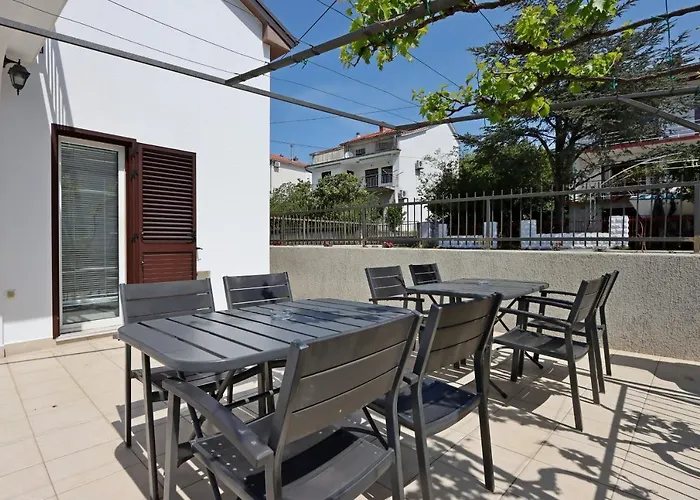 Triple 2362c Konukevi